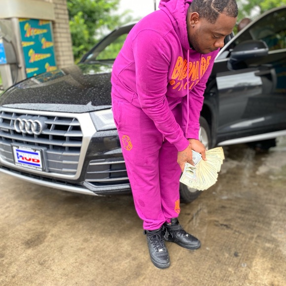 Meet your Posher, Roderick - Picture 1 of 1